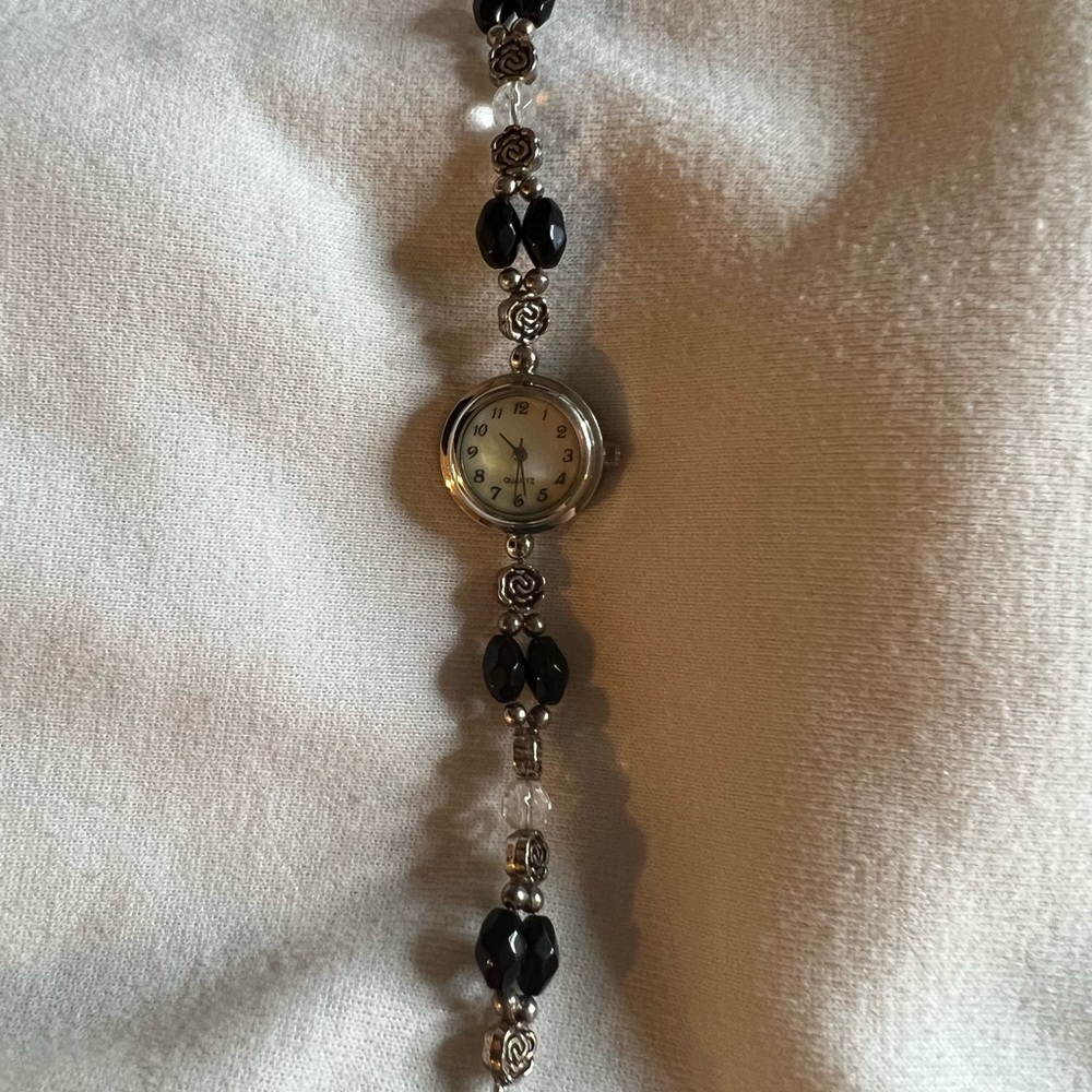 Womens Beaded Quarts Watch